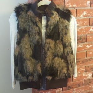 Fur Vest.